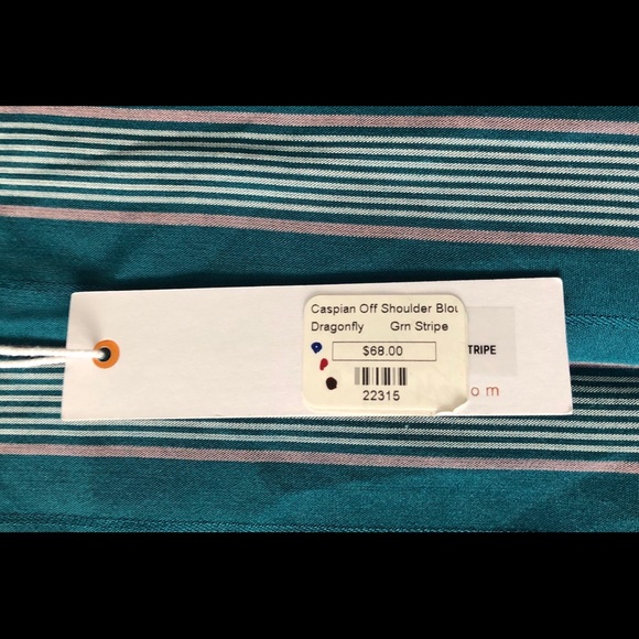 G/ F Collection blouse. - Picture 4 of 8